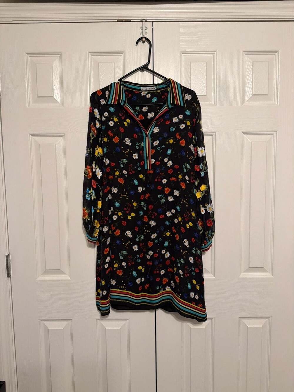 Alice + Olivia Lalita Collared Blouson Sleeve Mini Dress in Botanical Ditsy